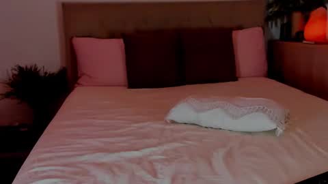 revealyourdarkdesires online show from 01-18-26, 11:08