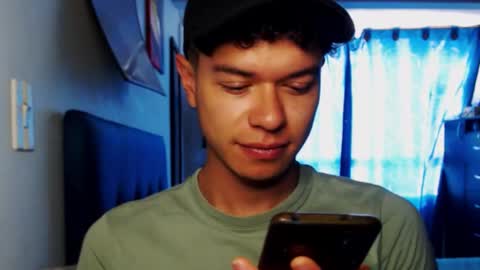 Snapshot of rexbunnybody chatting on 03-02-26, 02:35 Rex online show from 03-02-26, 02:35