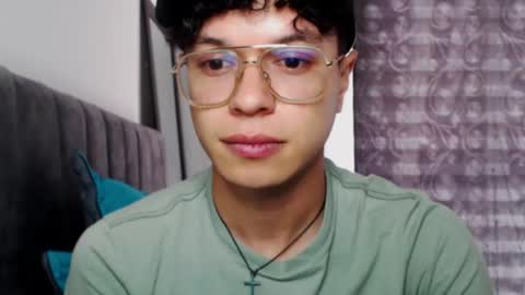 Snapshot of rexbunnybody chatting on 05-03-26, 04:24 Rex online show from 05-03-26, 04:24