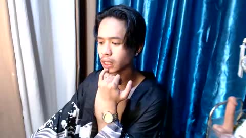 rey_004 online show from 10-14-25, 08:04