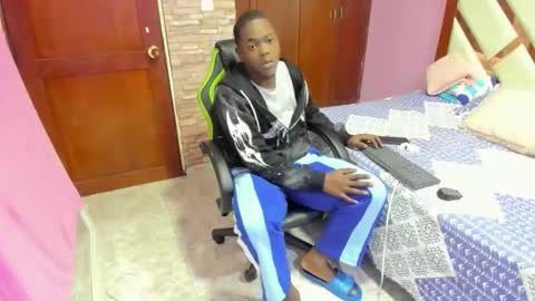 Snapshot of rey_bbc chatting on 05-03-26, 05:35 rey_bbc online show from 05-03-26, 05:35