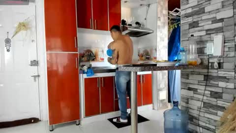 reymasterhot online show from 10-04-25, 09:13