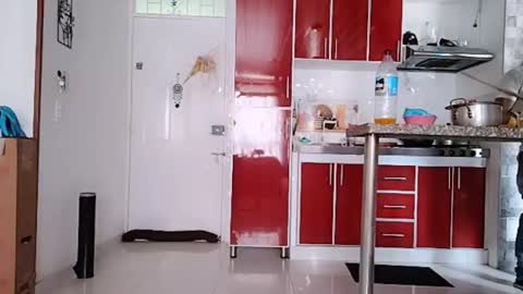 reymasterhot online show from 11-18-25, 06:56