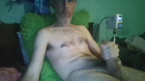 Snapshot of reyes_albert2006 chatting on 05-22-26, 12:55 reyes_albert2006 online show from 05-22-26, 12:55