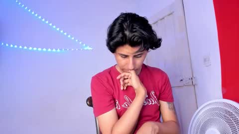 Snapshot of reylatino24 chatting on 02-27-26, 01:16 reylatino24 online show from 02-27-26, 01:16