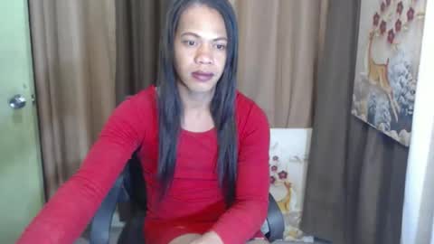 Snapshot of reyna_33mhalia chatting on 02-23-26, 01:08 your cum slut online show from 02-23-26, 01:08