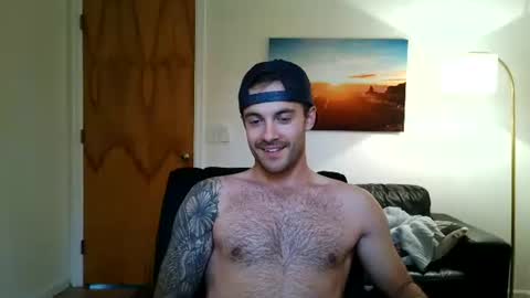 Snapshot of rguy114 chatting on 11-03-25, 03:57 Ryan online show from 11-03-25, 03:57