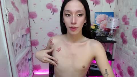 Snapshot of rhian20 chatting on 12-01-24, 05:35 HI GUYS IM RHIAN PLEASE GIVE ME THUMBS UP online show from 12-01-24, 05:35