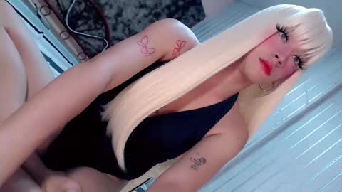 HI GUYS IM RHIAN PLEASE GIVE ME THUMBS UP online show from 02-15-26, 12:29