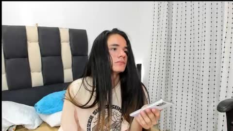 Snapshot of rhiannacoral chatting on 02-18-25, 11:52 rhiannacoral online show from 02-18-25, 11:52