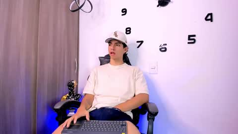 rhys_jagger_ online show from 10-10-25, 06:45