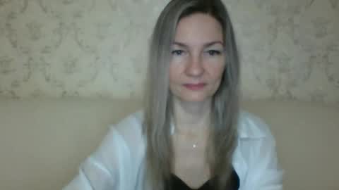 Snapshot of rialur09 chatting on 01-18-25, 07:59 Galina online show from 01-18-25, 07:59