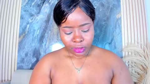 Riana online show from 09-17-25, 04:47