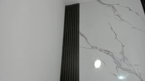 Riana online show from 10-30-25, 04:58