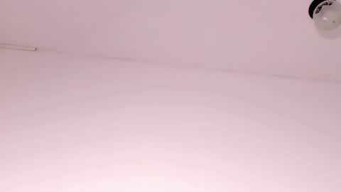 Riana online show from 04-18-26, 06:06