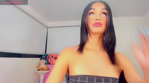 Rianna Garcia online show from 01-16-25, 01:37