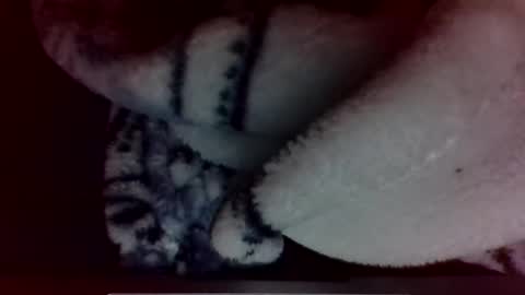 Snapshot of ricanbean chatting on 12-16-25, 12:21 ricanbean online show from 12-16-25, 12:21