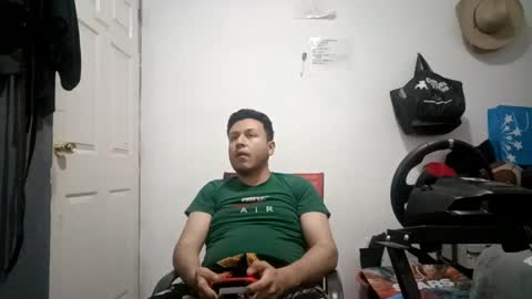 ricardogarcia21 online show from 12-17-24, 08:12