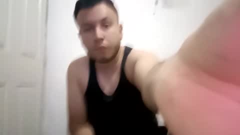 ricardogarcia21 online show from 01-01-25, 08:56