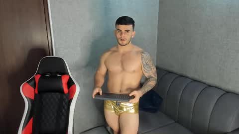 ricardogonzalez666 online show from 02-09-25, 09:06