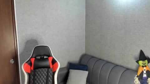 Snapshot of ricardogonzalez666 chatting on 02-15-25, 05:51 ricardogonzalez666 online show from 02-15-25, 05:51