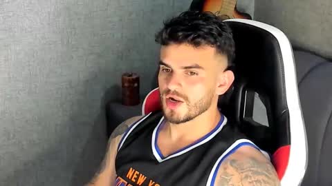 Snapshot of ricardogonzalez666 chatting on 09-21-25, 05:47 ricardogonzalez666 online show from 09-21-25, 05:47