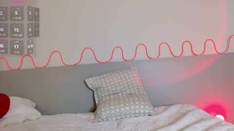 Snapshot of ricasashaa chatting on 10-22-25, 01:50 Leo Sasha online show from 10-22-25, 01:50