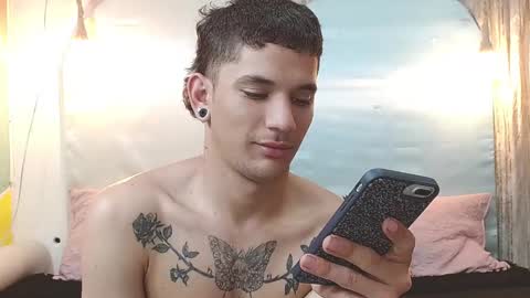 rich and kitty  online show from 12-17-25, 04:29