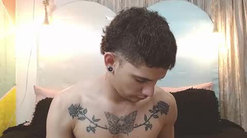 rich and kitty  online show from 12-18-25, 04:07