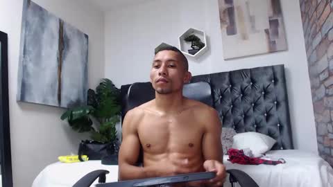 Snapshot of richar_voller chatting on 12-27-24, 02:43 richar_voller online show from 12-27-24, 02:43