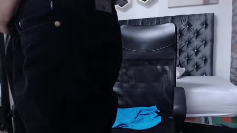 Snapshot of richar_voller chatting on 01-03-25, 02:30 richar_voller online show from 01-03-25, 02:30