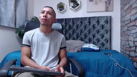 Snapshot of richar_voller chatting on 01-22-25, 11:12 richar_voller online show from 01-22-25, 11:12