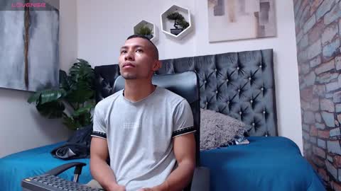 Snapshot of richar_voller chatting on 01-24-25, 11:15 richar_voller online show from 01-24-25, 11:15