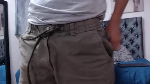 Snapshot of richar_voller chatting on 01-27-25, 02:13 richar_voller online show from 01-27-25, 02:13