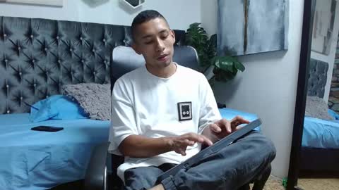 Snapshot of richar_voller chatting on 02-26-25, 10:47 richar_voller online show from 02-26-25, 10:47