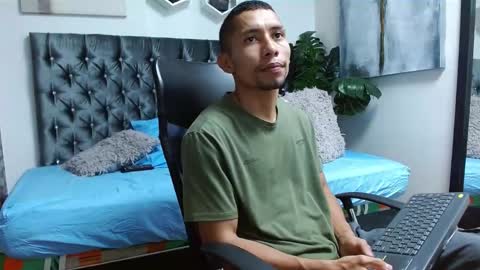 Snapshot of richar_voller chatting on 03-03-25, 02:48 richar_voller online show from 03-03-25, 02:48