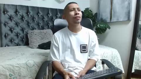 Snapshot of richar_voller chatting on 03-04-25, 11:19 richar_voller online show from 03-04-25, 11:19