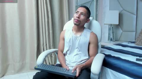 Snapshot of richar_voller chatting on 11-05-25, 11:21 richar_voller online show from 11-05-25, 11:21