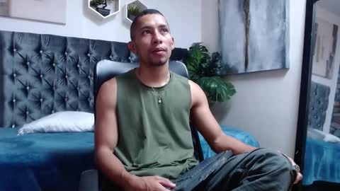 Snapshot of richar_voller chatting on 11-10-25, 11:20 richar_voller online show from 11-10-25, 11:20