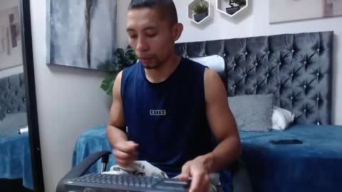 Snapshot of richar_voller chatting on 11-13-25, 11:20 richar_voller online show from 11-13-25, 11:20