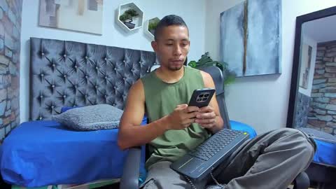 Snapshot of richar_voller chatting on 06-06-26, 11:26 richar_voller online show from 06-06-26, 11:26