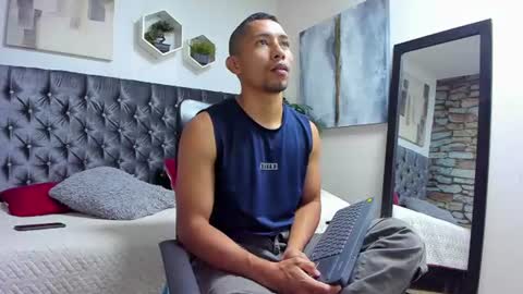 Snapshot of richar_voller chatting on 06-15-26, 11:45 richar_voller online show from 06-15-26, 11:45