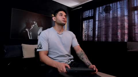 Ricardo online show from 02-05-25, 01:22