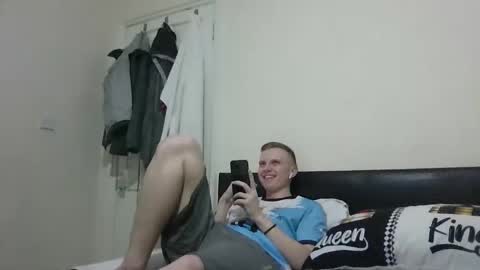 Wolf Boy online show from 03-06-25, 06:05