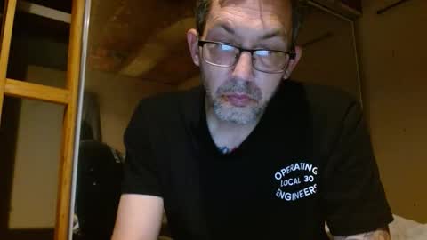 Snapshot of richi3richny chatting on 05-10-26, 05:56 Richie online show from 05-10-26, 05:56