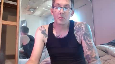 Snapshot of richi3richny chatting on 05-15-26, 09:22 Richie online show from 05-15-26, 09:22