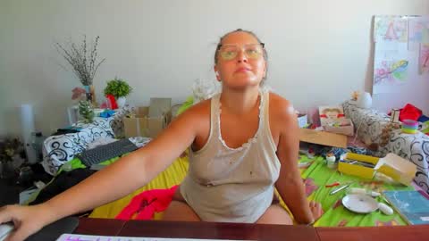 Anna - not anna - right Anna  online show from 09-21-25, 01:35