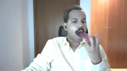 richmussulin813519 online show from 06-08-26, 04:46