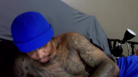 Snapshot of rickavelli chatting on 10-28-25, 05:26 Rick online show from 10-28-25, 05:26