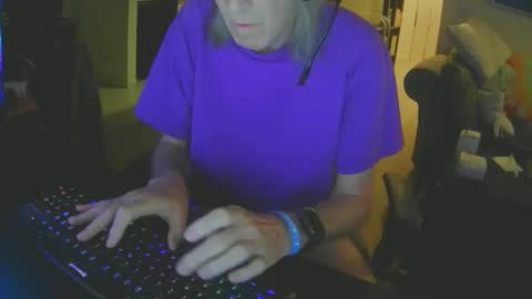 rickl56 online show from 10-21-25, 10:10